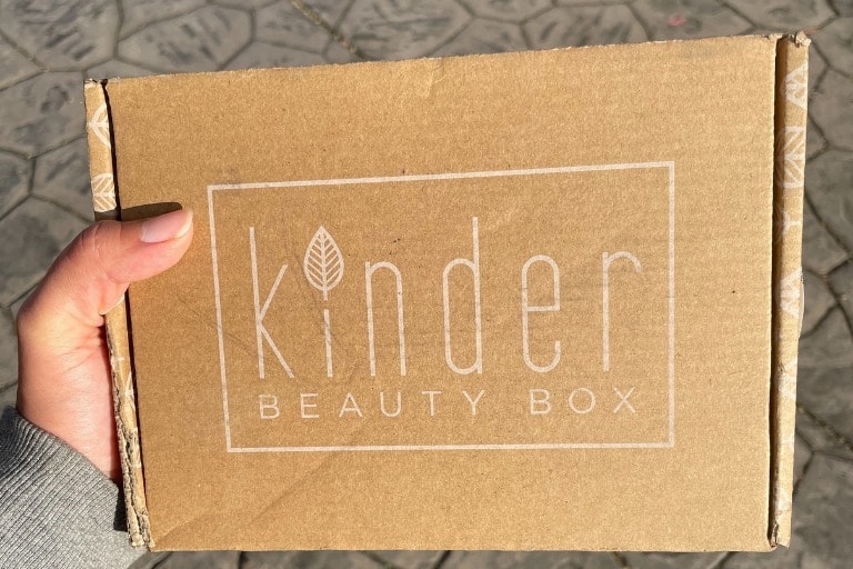 Recyclable cardboard box from clean beauty box subscription Kinder Beauty